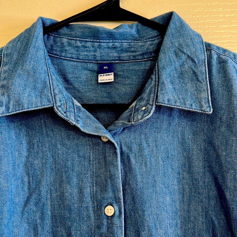 Old Navy Casual Blue Button Down Shirt - Picture 2 of 4